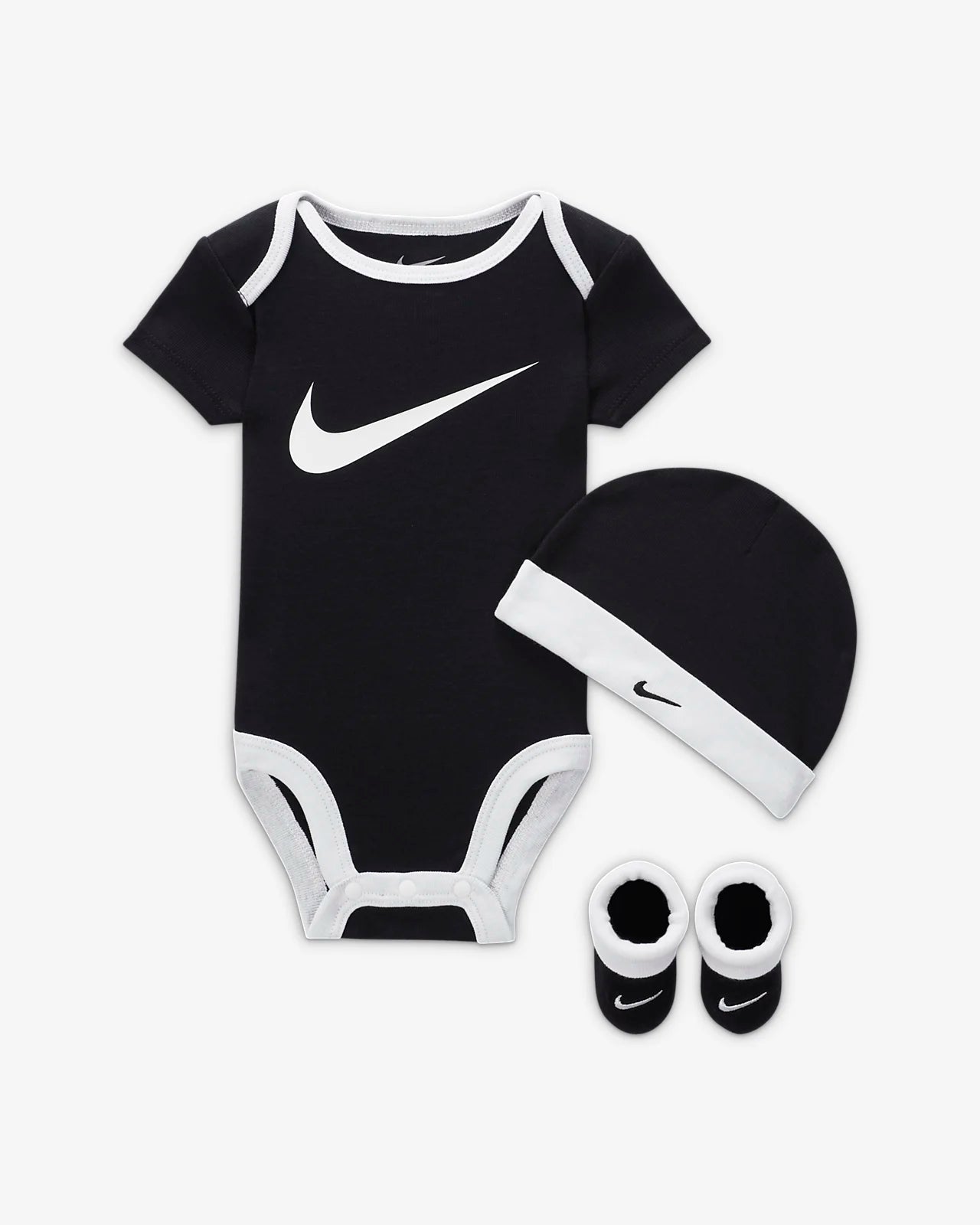Nike Baby (0–6M) 3-Piece Set