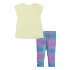 Nike Girls' Dri-FIT Swoosh T Shirt